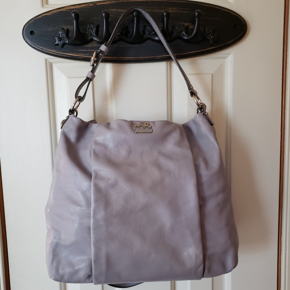 💯 Grey Coach Crossbody/Shoulder Bag